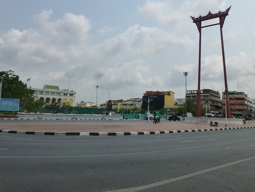 Sao Ching Cha, or the Giant Swing, was used in religious cermonies from the 1700s to the early 1900s. Participants would swing and try to grab a bag of coins off a pillar. The swing itself was removed in 1935 after several fatalities.